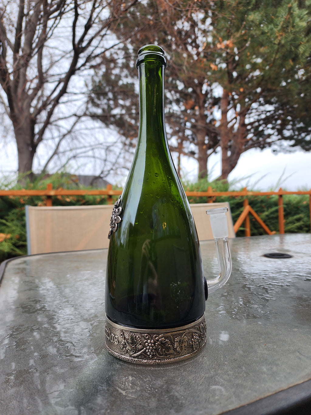 Metal Bottom and Crest Segura Viudas Brut Heredad Reserva Water Pipe