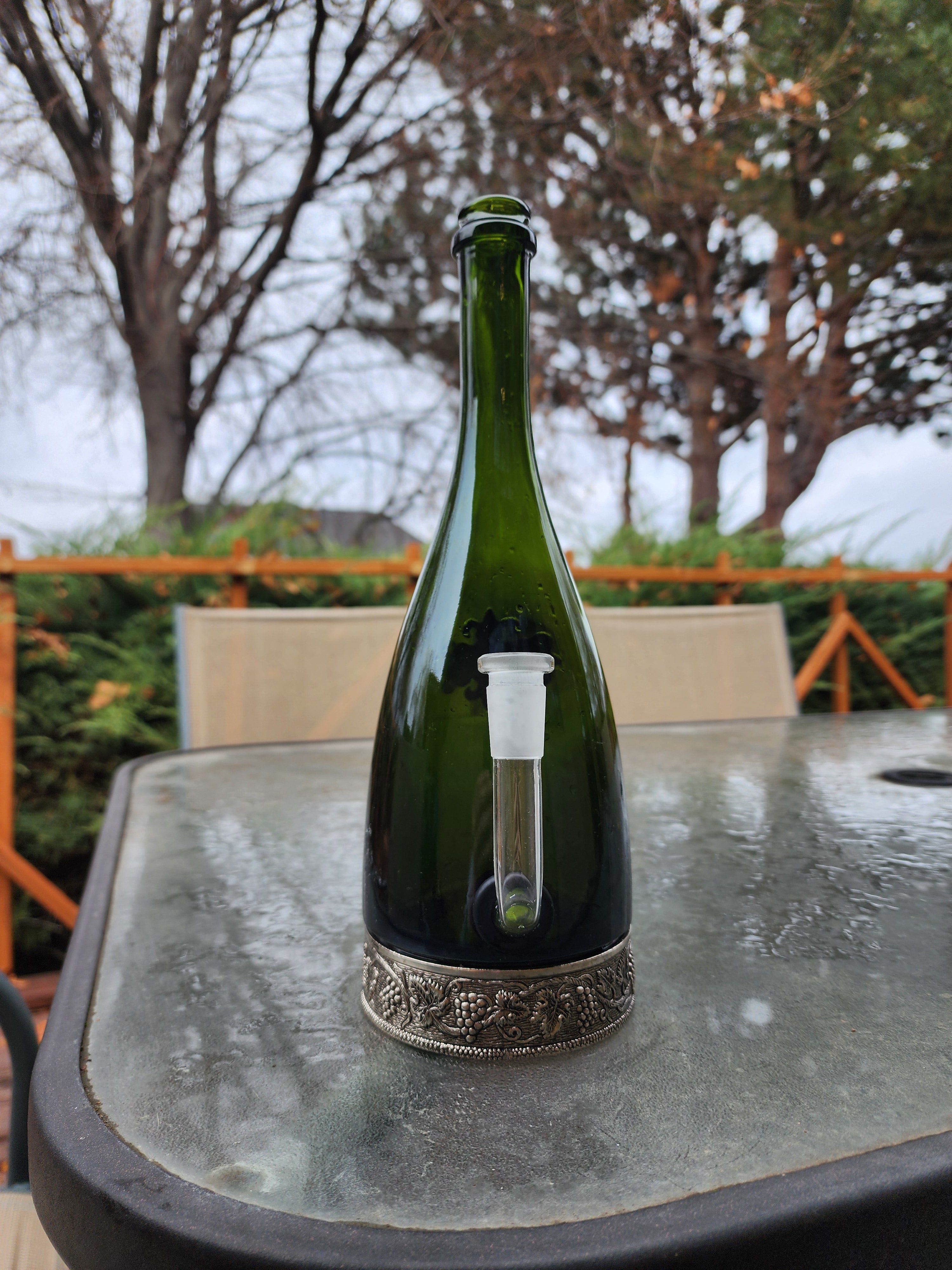 Metal Bottom and Crest Segura Viudas Brut Heredad Reserva Water Pipe